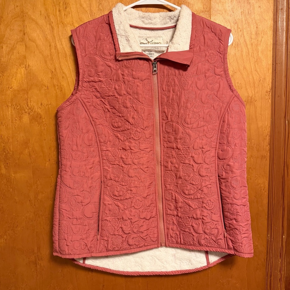 Cabela's Pink Quilted‎ Vest